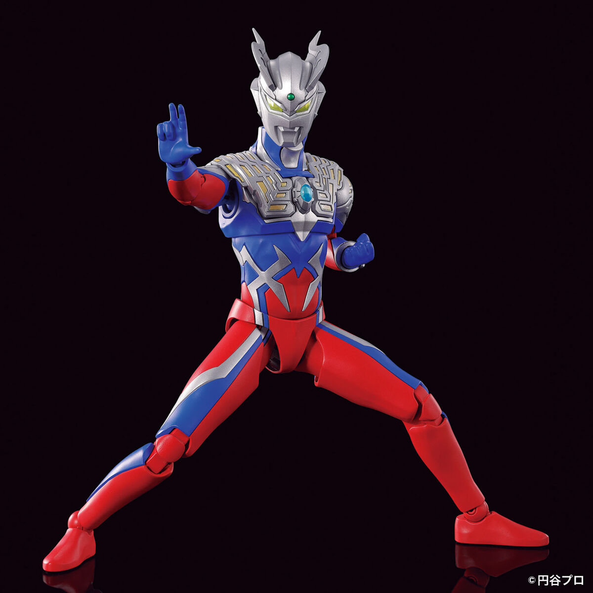 Original Bandai Ultraman Zero  – обзор и цена Model Kit Ultraman Zero