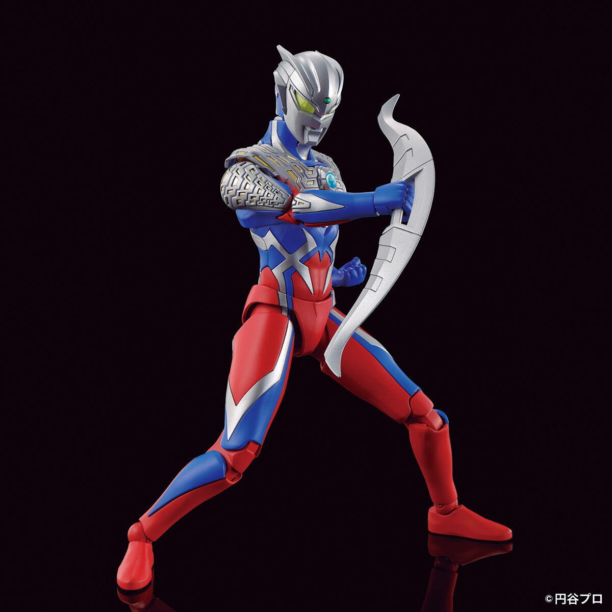 Original Bandai Ultraman Zero  – обзор и цена Model Kit Ultraman Zero