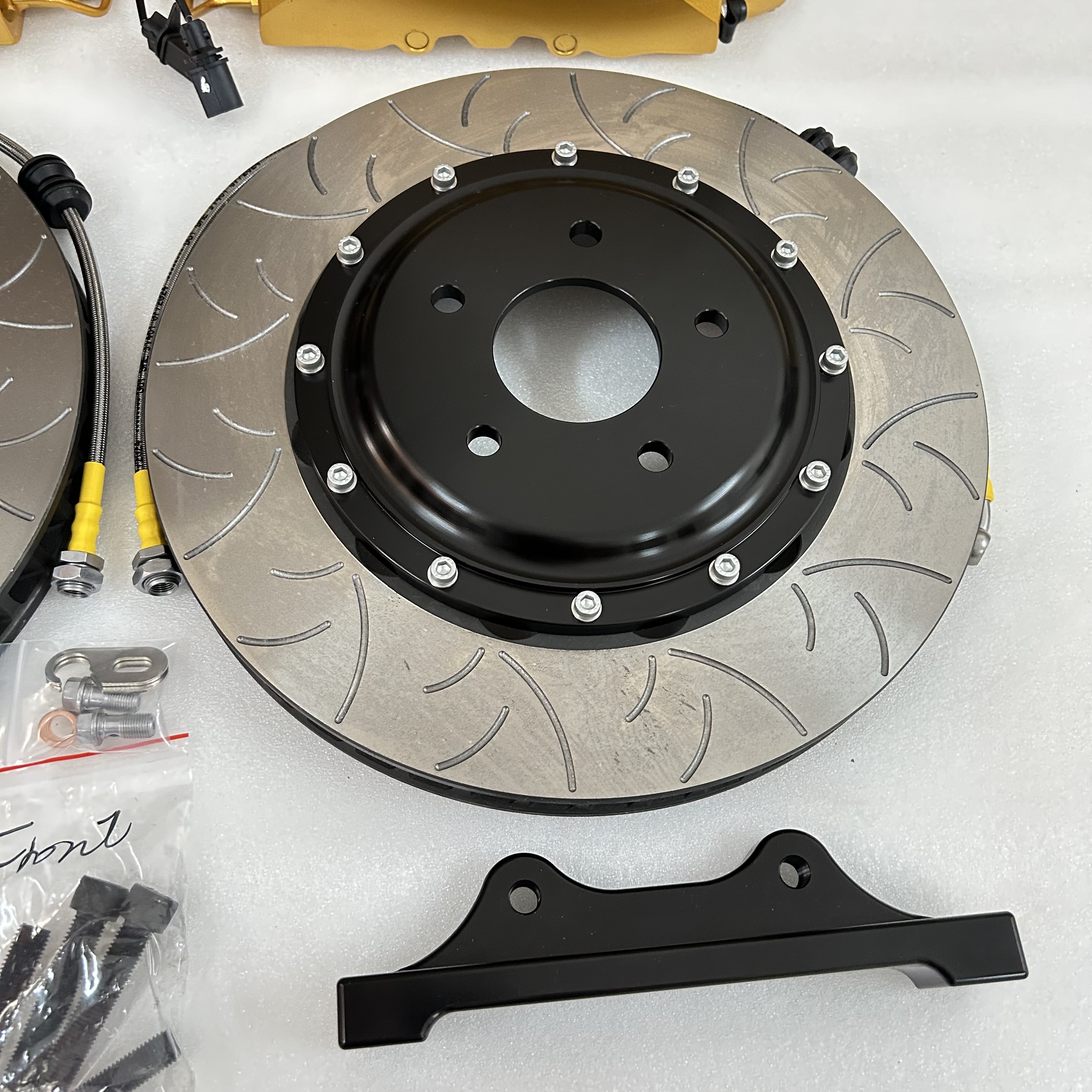Jekit Auto Brake System 8 Pots – обзор и цена Model Kit R34